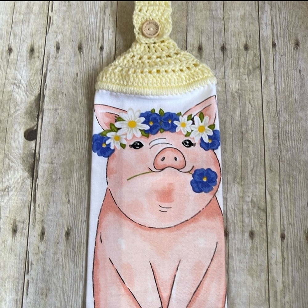 Crochet Top Single Thickness Hanging Towel Piggy & Flowers Handmade w Love
